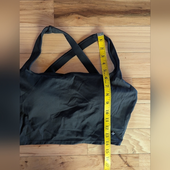 Halara Cropped Top Size Large - Picture 8 of 9